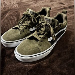 VANS Filmore Low Top Suede Canvas
Beech